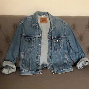 Vintage 90s Levi’s denim jacket